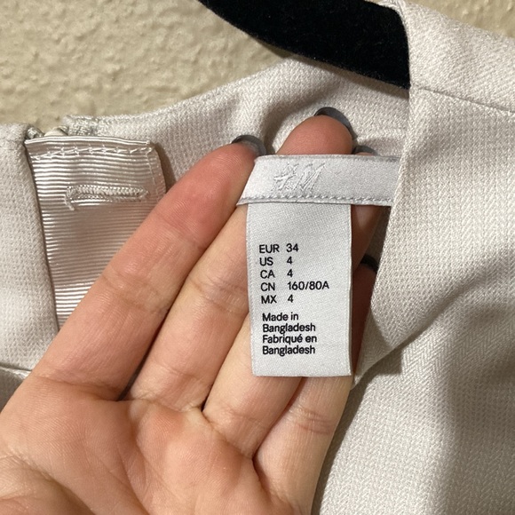 Business Dress - Picture 3 of 3